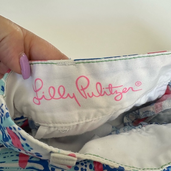Lilly Pulitzer shorts.  Size 0   Red starfish on blue and white background. - Picture 11 of 11